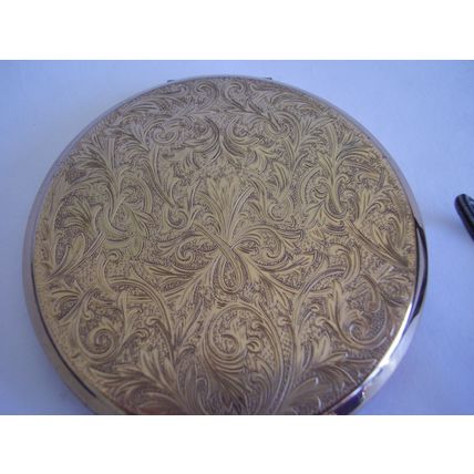 Vintage Stratton Gold Embossed Foliage Cream Loose Powder Compact