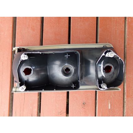 1980 81 82 83 Chrysler Cordoba RH Taillight OEM 4076716 4076712