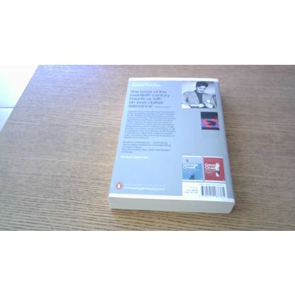 Nineteen Eighty-Four. George Orwell (Paperback) Penguin Modern Classics (2003)