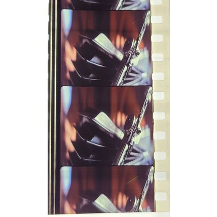 Blade Runner Pk X7P - C073u . - 1 STRIP OF 5 - 35MM FILM CELLS