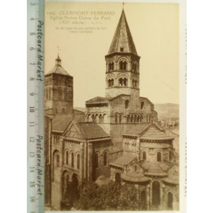 CLERMONT FERRAND. Eglise Notre Dame du Port
