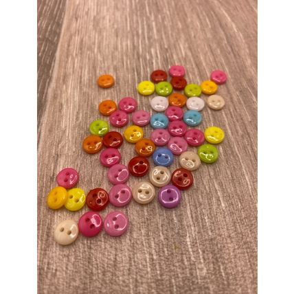 100Pcs 7mm Buttons Resin Mixed Colours Sewing Crafts Dolls Clothes Scrapbooking