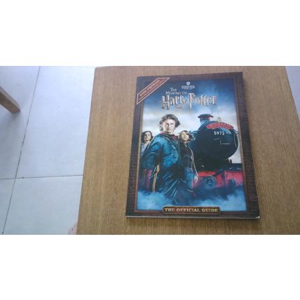 The Making Of Harry Potter: Official Guide Book Warner Bros. Studios Tour (2015)