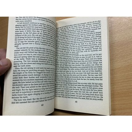1994 JACK LONDON "WHITE FANG" FICTION PAPERBACK BOOK (P2)