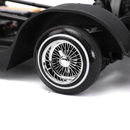 Redcat Racing SixtyFive RC Car - 1:10 1965 Chevrolet Impala Hopping RC Lowrider