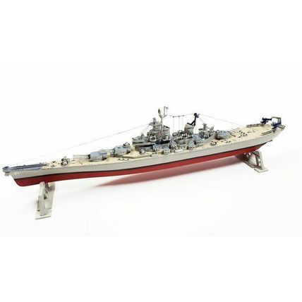 1/535 USS Iowa BB-61 Battleship Plastic Model Kit
