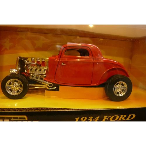 TSD - 1/18 1934 Ford coupe , street rod, red ,