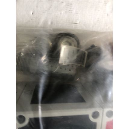 NEW NUMATICS ,F42D-08AM,MVL42-08Y FLEXIBLOCK LOCKOUT VALVE,VSL42-08,F42B-08AM,CH