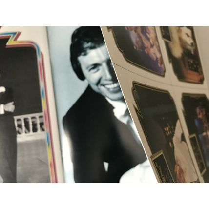 PROGRAMME TOMMY STEELE singin in the rain Harold Fielding inc postcards