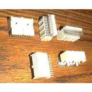 Lots of 48: Berg 70228-101 Metral Connectors :: FREE Shipping