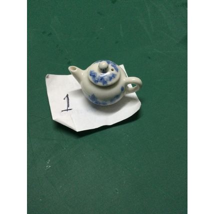 Teapot White with Blue Flowers (1) 1:12th scale miniature