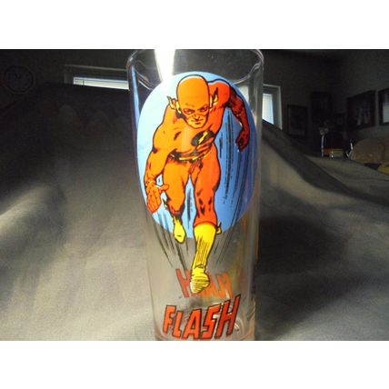 1976 THE FLASH PEPSI GLASS!! NICE!! $32.00 Shipped!! 1976 DC Comics Superheroes