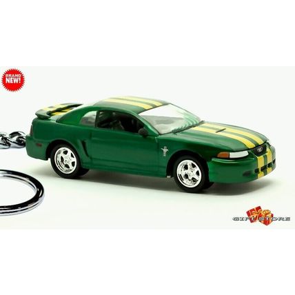 RARE KEYCHAIN 1999~2000 GREEN FORD MUSTANG GT CUSTOM Ltd. Ed. GREAT GIFT