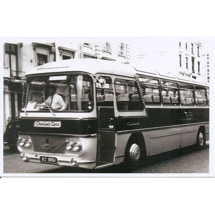 Black & White Photograph of Charlie's Cars (Bournemouth) Ltd. - 82 BRU