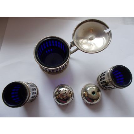 CONDIMENT SET WITH BLUE GLASS LINER / CHURCH STYLE