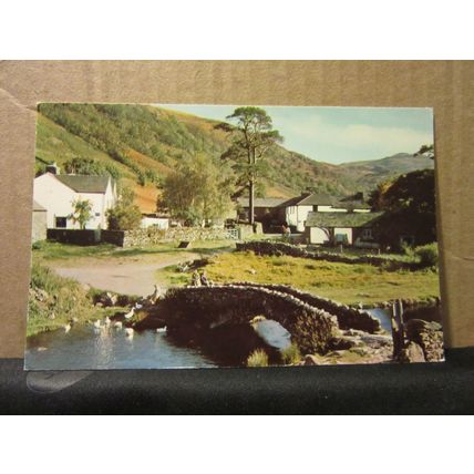 WATENDLATH BRIDGE, BORROWDALE, CUMBRIA unused postcard. by Gomis LKD 352 =