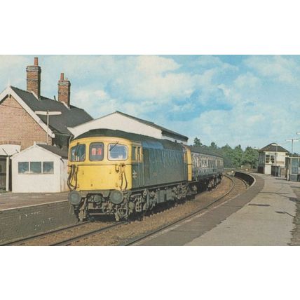 Class 35 Train D6515 at Hamworthy Railway Station 1976 Postcard