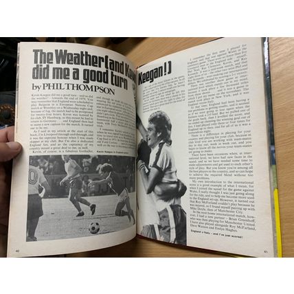 1980 "ALL STARS FOOTBALL BOOK 1981" EDITED BY PHIL THOMPSON ANNUAL BOOK (P3)