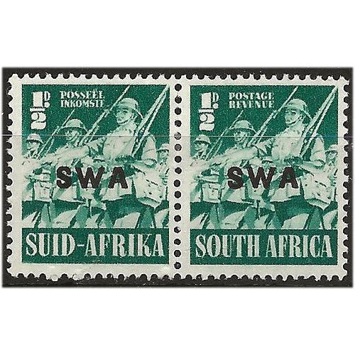 South West Africa 1941 SG114 1/2d Green WAR EFFORT PAIR Mounted Mint . ..