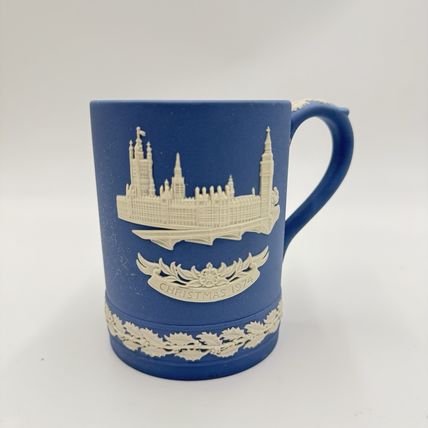 Vtg Wedgwood Christmas 1974 Blue Jasperware Parliament Mug England Commemorative