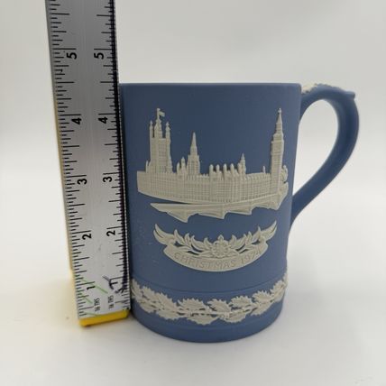 Vtg Wedgwood Christmas 1974 Blue Jasperware Parliament Mug England Commemorative