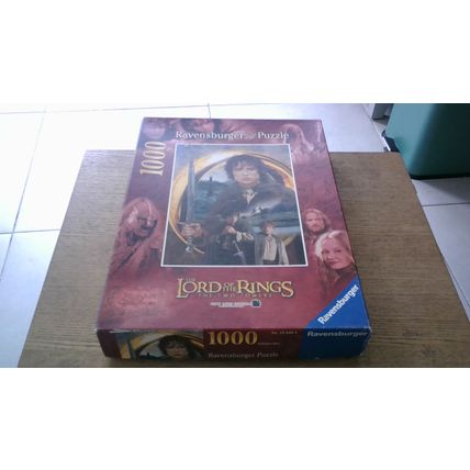 Lord of the Rings: The Two Towers (1000 Piece) Ravensburger (2002)