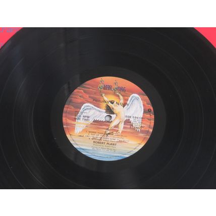 ROBERT PLANT, PICTURES AT ELEVEN VINYL LP.