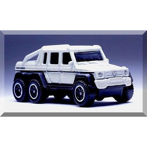 Matchbox - Mercedes-Benz G63 AMG 6x6: MBX Explorers #91/125 (2017) *Beige*