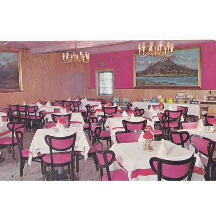 Colour Postcard - Under Den Linden Restaurant, Bronx, New York, United States