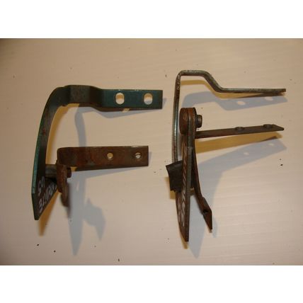 1965 PLYMOUTH SATELLITE GLOVEBOX LID HINGES OEM BELVEDERE