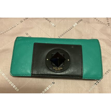 A Very Cool Bright Green Leather Kate Spade Clutch Card Wallet