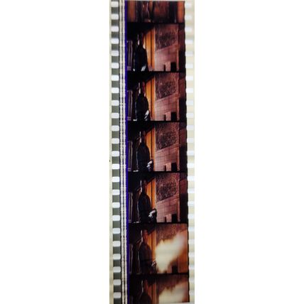 VAMPIRES. Pk MTP - A009i . 1 STRIP OF 5 - 35MM FILM CELLS. MTP