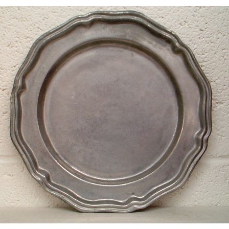 VINTAGE ' CROWN-CASTLE ' PEWTER Dinner Plate ( 10 inch )