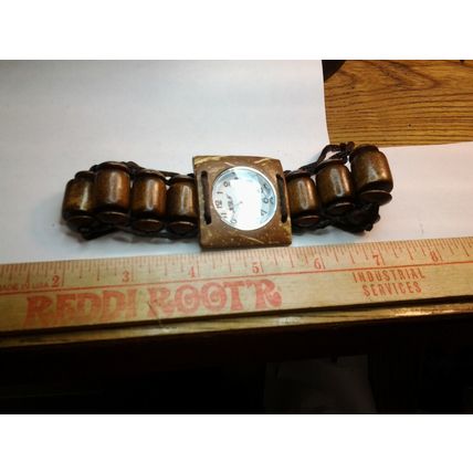 KDN adjustable plastic beaded band WATCH