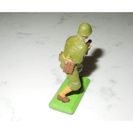 VINTAGE BRITAINS LTD DEETAIL USA AMERICAN TOY SOLDIER WITH MACHINE GUN