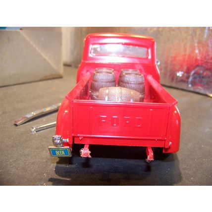 Monogram Stroh's Beer Strohmobile '55 Ford Pickup 1/24 scale Model Assembled
