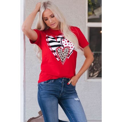 Red Leopard Striped Heart Shaped Print Crew Neck T Shirt