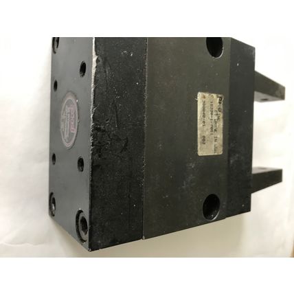 PHD 15330-1-7051,388840-01 Pnuematic Gripper,SC