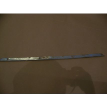 1973 CHRYSLER IMPERIAL HOOD EDGE TRIM LEBARON