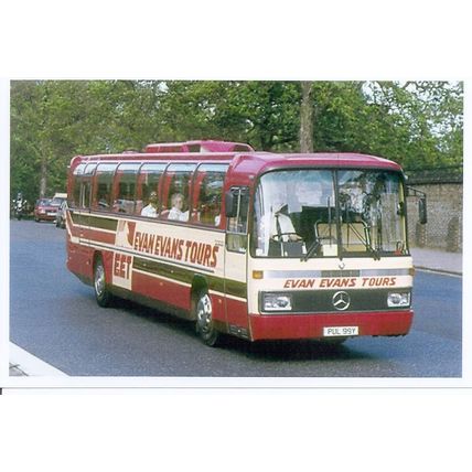 Colour Photograph of Evan Evans Tours Ltd. - PUL 99Y ex. Wahl Coaches Ltd.