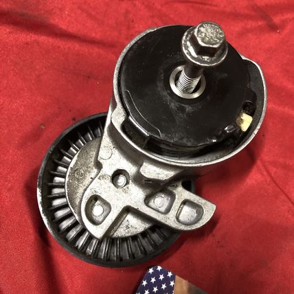 Belt Tensioner for 3.2L 3.0L Volvo S60 S80 V70 XC60 XC70 XC90 + Land Rover LR2