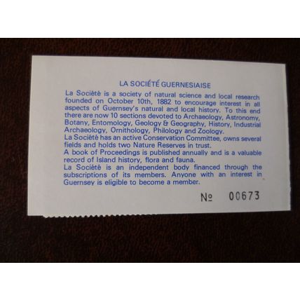 Guernsey 1982 La Societe Guernesiaise Souvenir booklet mint stamps CEPT SG253-4
