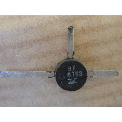BF679S PNP RF, New Old Stock, x2. 1GHz +