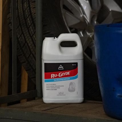 Ruglyde Tire Mounting and Rubber Lubricant, 1 Gallon Bottle, Rejuivanate Tire Ru
