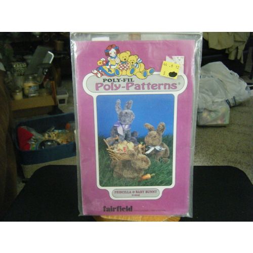 Fairfield D-204 Stuffed Priscilla & Baby Bunny Pattern - 12" & 8" Tall