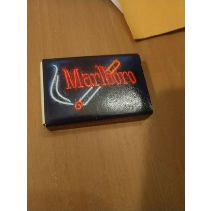 MARLBORO CIGARETTES Lit Cigarette WOOD STICK MATCHES 1 BOX