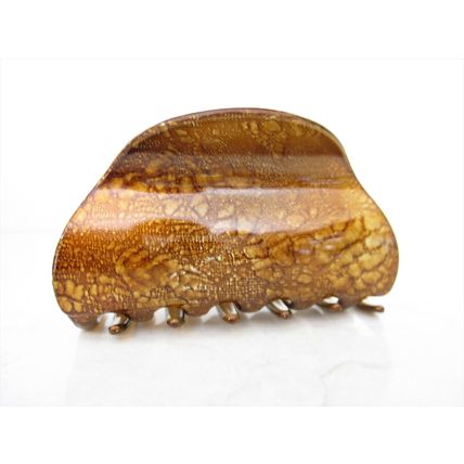 Painted marbled hair claw clamp clips medium hair