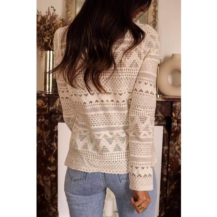 White Geometric Lace Buttoned Decor Long Sleeve Blouse