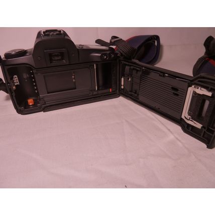 Canon EOS Rebel G SLR 35mm Film Camera w/ EF Zoom 35-80mm 1:4-5.6 lll Lens, (2)*