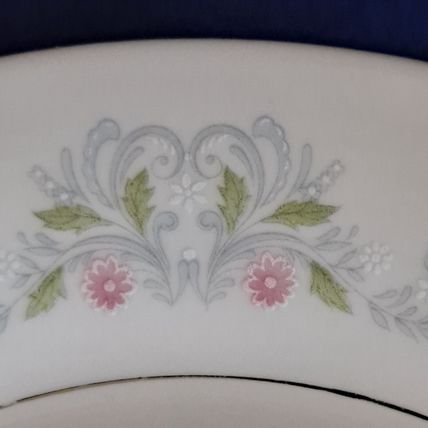 Vintage Lot 4 Crown Ming Fine China WINDSOR SALAD PLATES Jiang Shiang 7 1/2"